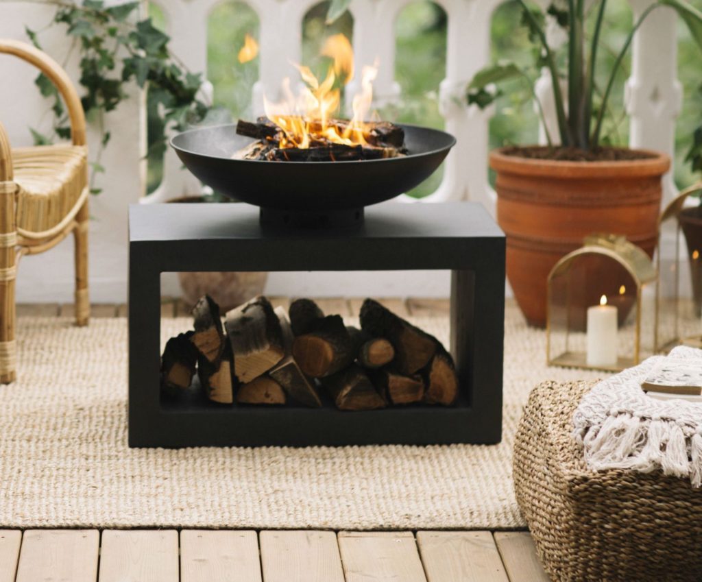 puff-cuadrado-marron-rustico-fibra-natural